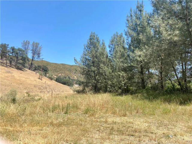 2286 New Long Valley, Clearlake Oaks, CA 95423