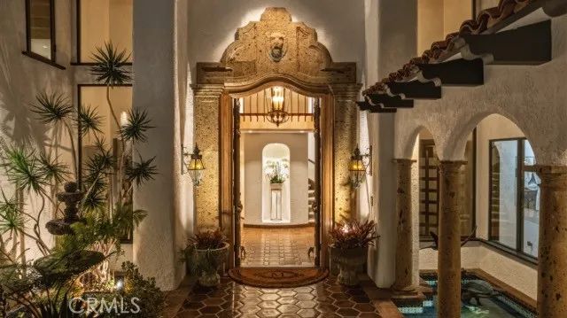 2 Trafalgar, Newport Beach, CA 92660