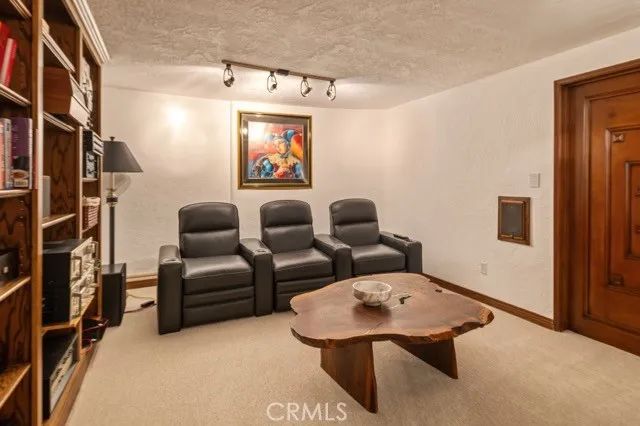 2 Trafalgar, Newport Beach, CA 92660