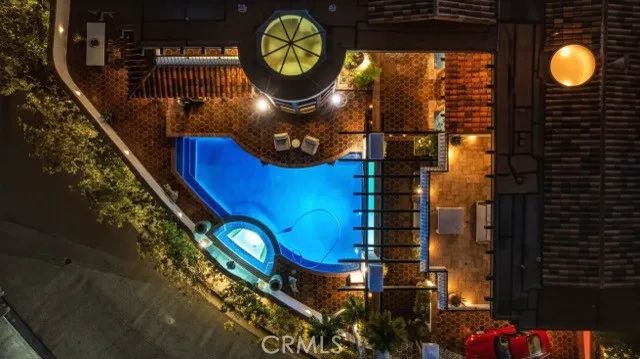 2 Trafalgar, Newport Beach, CA 92660