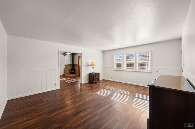 366 Peach Tree Ave, Vacaville, CA 95688