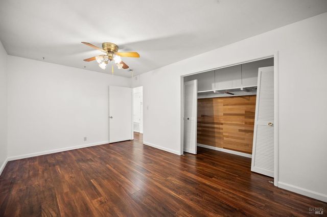 366 Peach Tree Ave, Vacaville, CA 95688