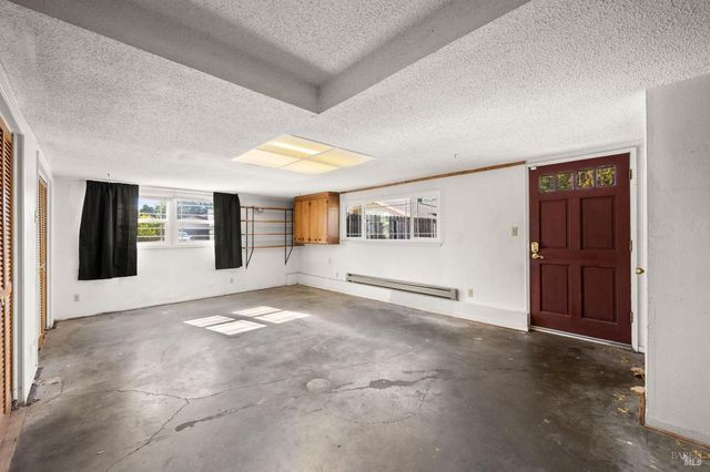 366 Peach Tree Ave, Vacaville, CA 95688