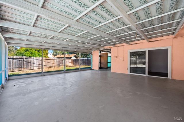 366 Peach Tree Ave, Vacaville, CA 95688