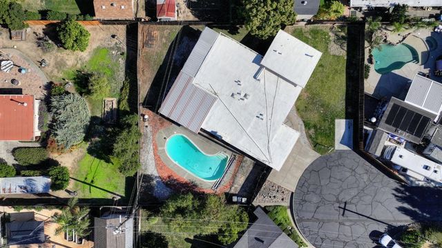 366 Peach Tree Ave, Vacaville, CA 95688