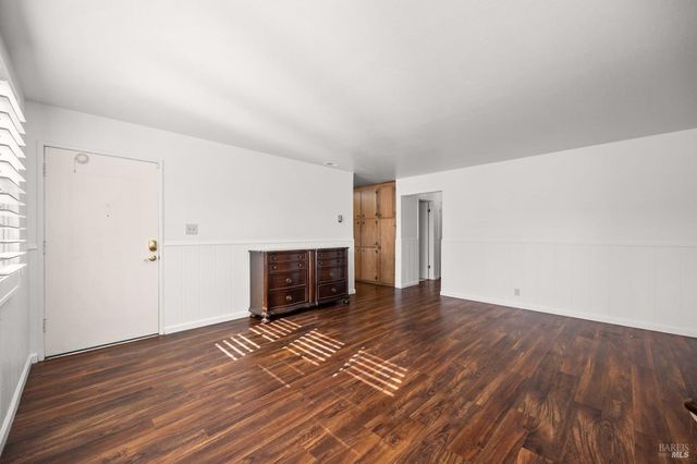 366 Peach Tree Ave, Vacaville, CA 95688