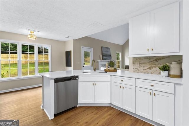 2100 Southern Walk Terrace, Dacula, GA 30019