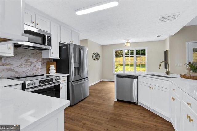 2100 Southern Walk Terrace, Dacula, GA 30019