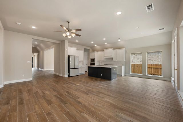 104 Anejo Bluff CT, Georgetown, TX 78628