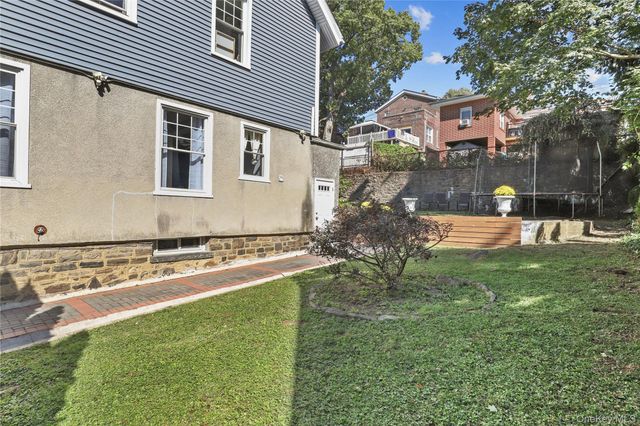 20 Midland Avenue, Yonkers, NY 10705