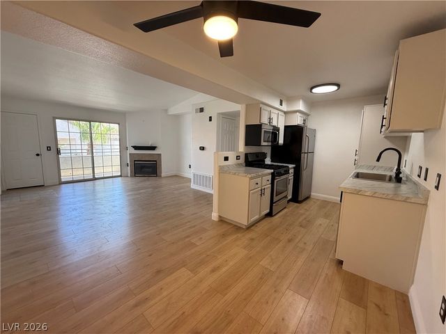 3318 North Decatur Boulevard 2007, Las Vegas, NV 89130