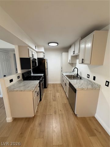 3318 North Decatur Boulevard 2007, Las Vegas, NV 89130