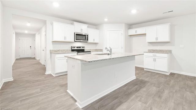 420 Middleton Drive, Lexington, NC 27295
