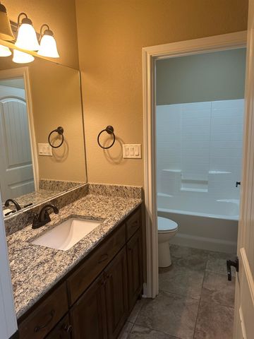 110 Hidden Creek Lane, Longview, TX 75602