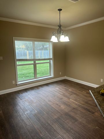 110 Hidden Creek Lane, Longview, TX 75602