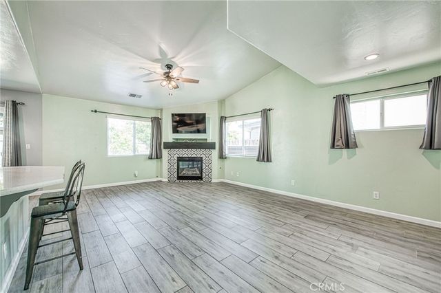 3673 N Denali, Fresno, CA 93727