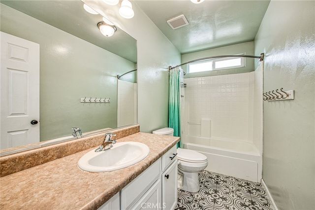 3673 N Denali, Fresno, CA 93727