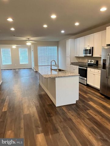 12113 BOWLING FARM CT, Fredericksburg, VA 22407