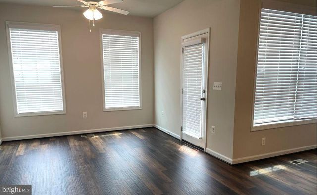 12113 BOWLING FARM CT, Fredericksburg, VA 22407