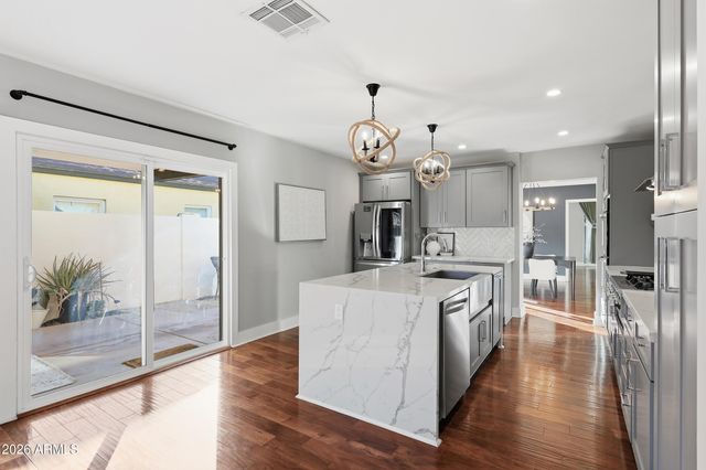 1123 E CORONADO Road, Phoenix, AZ 85006