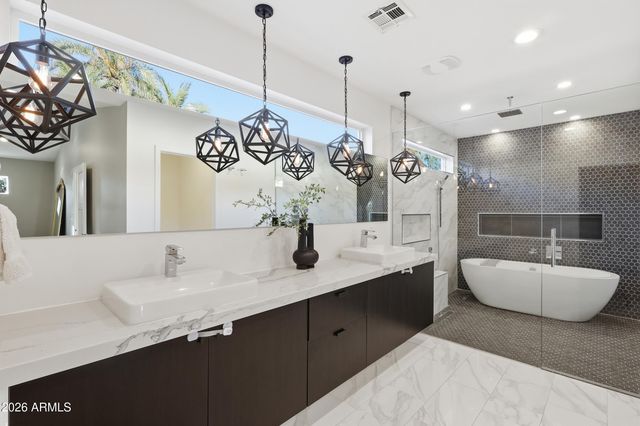 1123 E CORONADO Road, Phoenix, AZ 85006