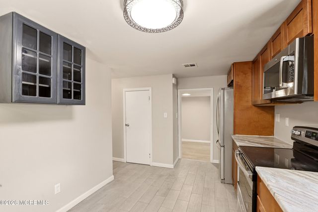 517 Newtons Corner Road, Howell, NJ 07731