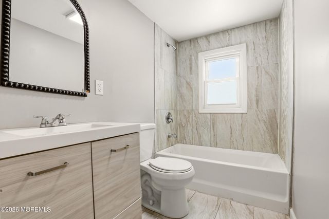 517 Newtons Corner Road, Howell, NJ 07731