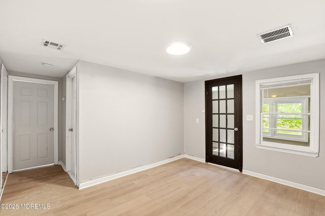 517 Newtons Corner Road, Howell, NJ 07731
