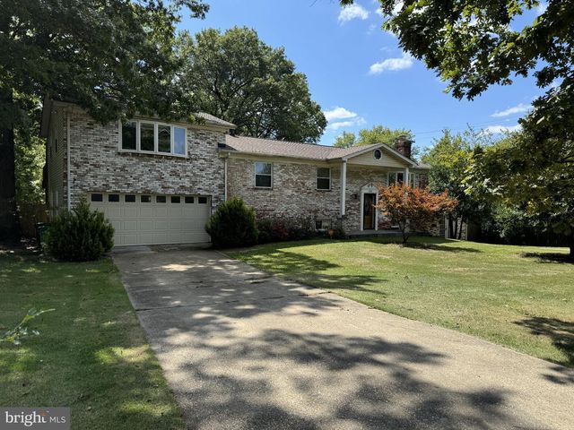 6601 EVANSTON ST, District Heights, MD 20747