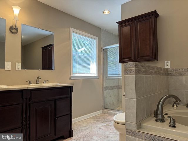 6601 EVANSTON ST, District Heights, MD 20747