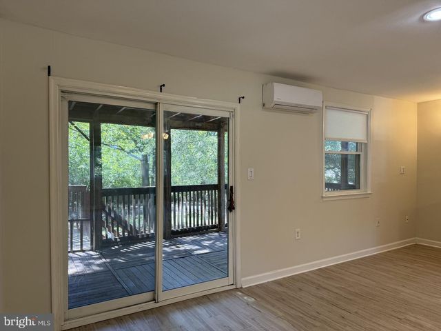 6601 EVANSTON ST, District Heights, MD 20747