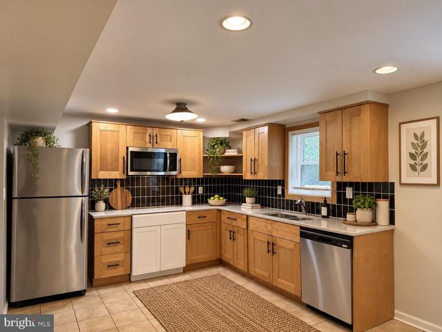 6601 EVANSTON ST, District Heights, MD 20747