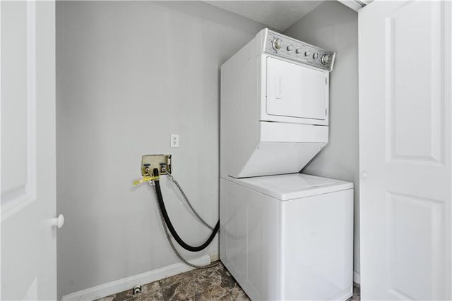 1250 Springmont Court, Lawrenceville, GA 30043