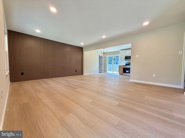32 PRESS AVE, Browns Mills, NJ 08015