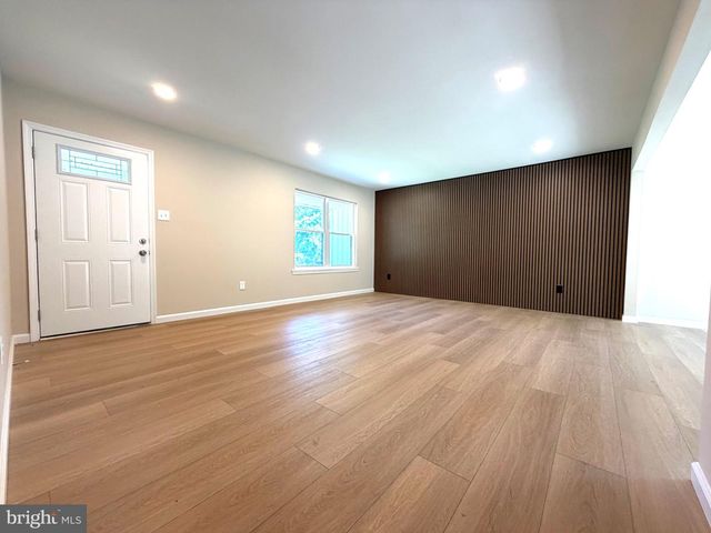 32 PRESS AVE, Browns Mills, NJ 08015