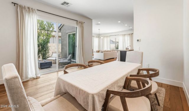 10471 W QUAIL Avenue, Peoria, AZ 85382