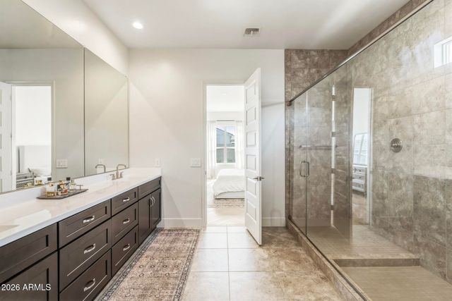 10471 W QUAIL Avenue, Peoria, AZ 85382