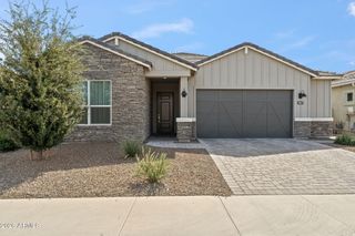 10471 W QUAIL Avenue, Peoria, AZ 85382