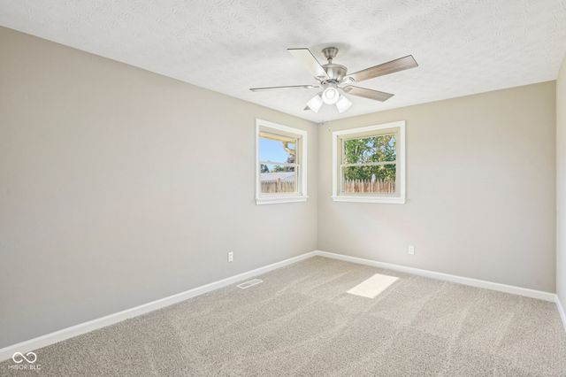 311 Fall Creek Drive, Anderson, IN 46013
