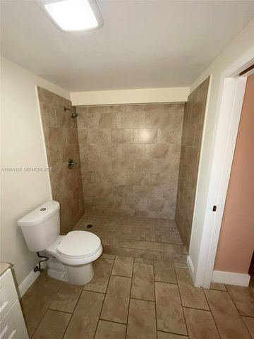 14215 NE 9th Ave 14215, North Miami, FL 33161