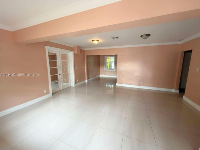 14215 NE 9th Ave 14215, North Miami, FL 33161