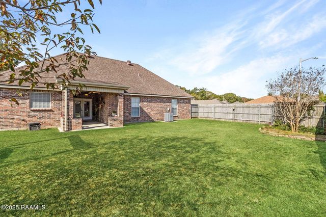 501 Walter Drive, Lafayette, LA 70507