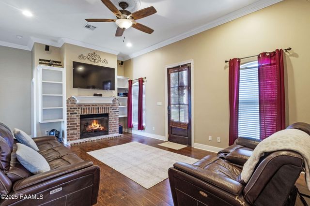 501 Walter Drive, Lafayette, LA 70507