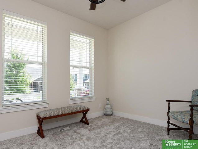 8202 N 172nd Street, Bennington, NE 68007