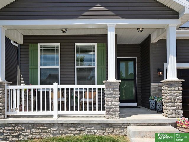 8202 N 172nd Street, Bennington, NE 68007