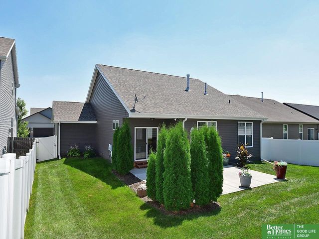 8202 N 172nd Street, Bennington, NE 68007