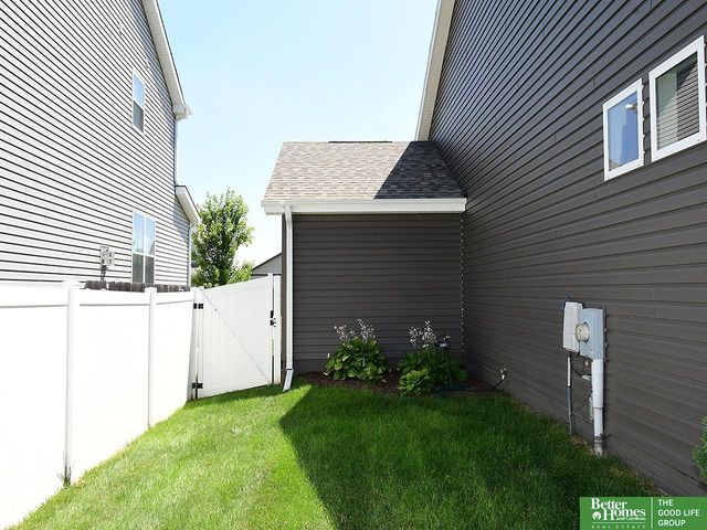 8202 N 172nd Street, Bennington, NE 68007