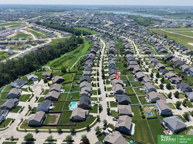 8202 N 172nd Street, Bennington, NE 68007