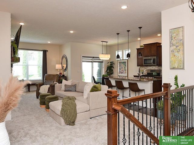 8202 N 172nd Street, Bennington, NE 68007