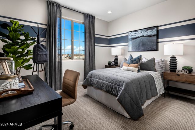 12614 W PARKWAY Lane, Avondale, AZ 85323